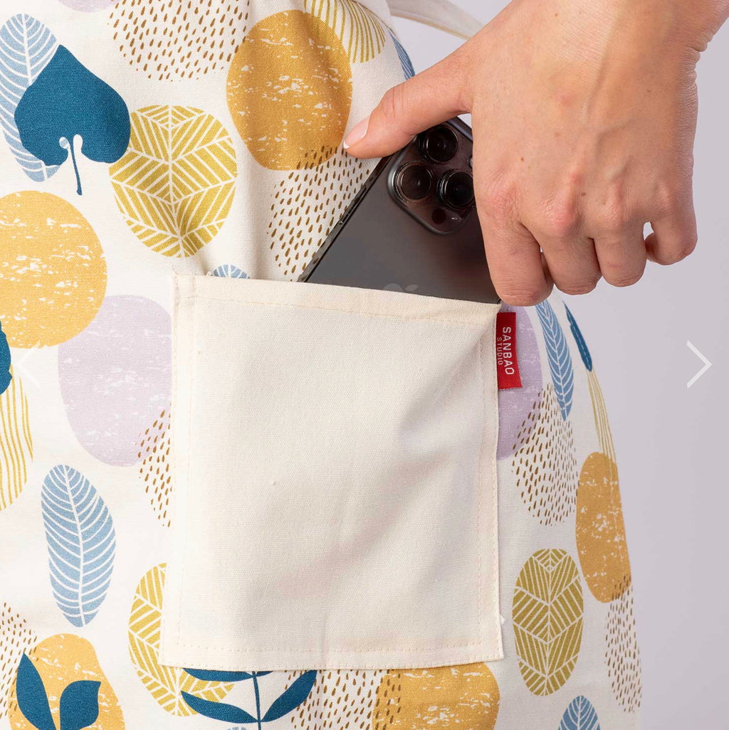 Split Leg Pottery Apron - Pastel Leaf