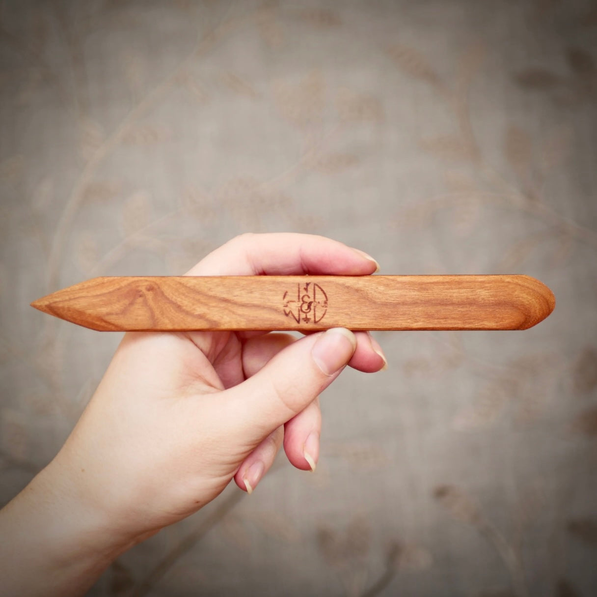 Wattle & Daub, Knife: Point Plus Round Tool